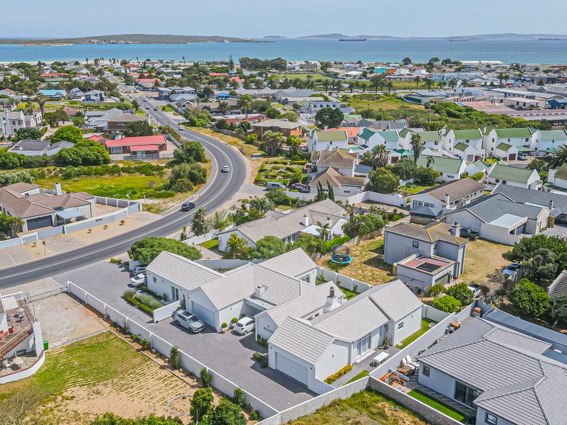 3 Dwellings, 6 Bed/Bath, Endless Possibilities! - Photo 4