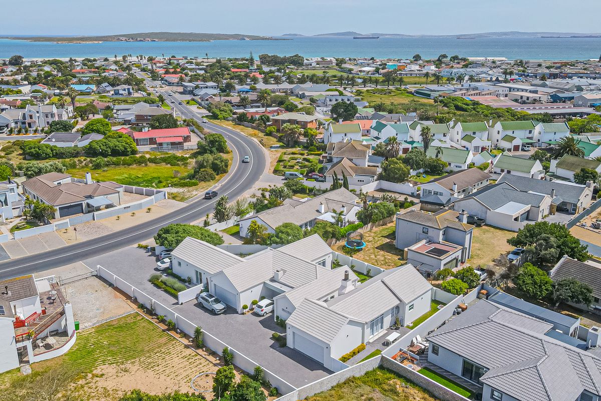 3 Dwellings, 6 Bed/Bath, Endless Possibilities! - Photo 4