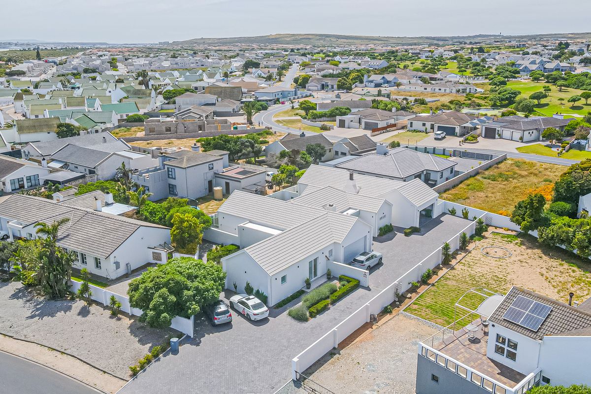 3 Dwellings, 6 Bed/Bath, Endless Possibilities! - Photo 2