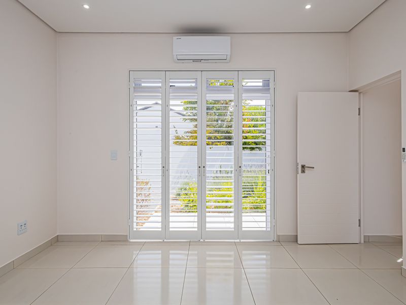 3 Dwellings, 6 Bed/Bath, Endless Possibilities! - Photo 8