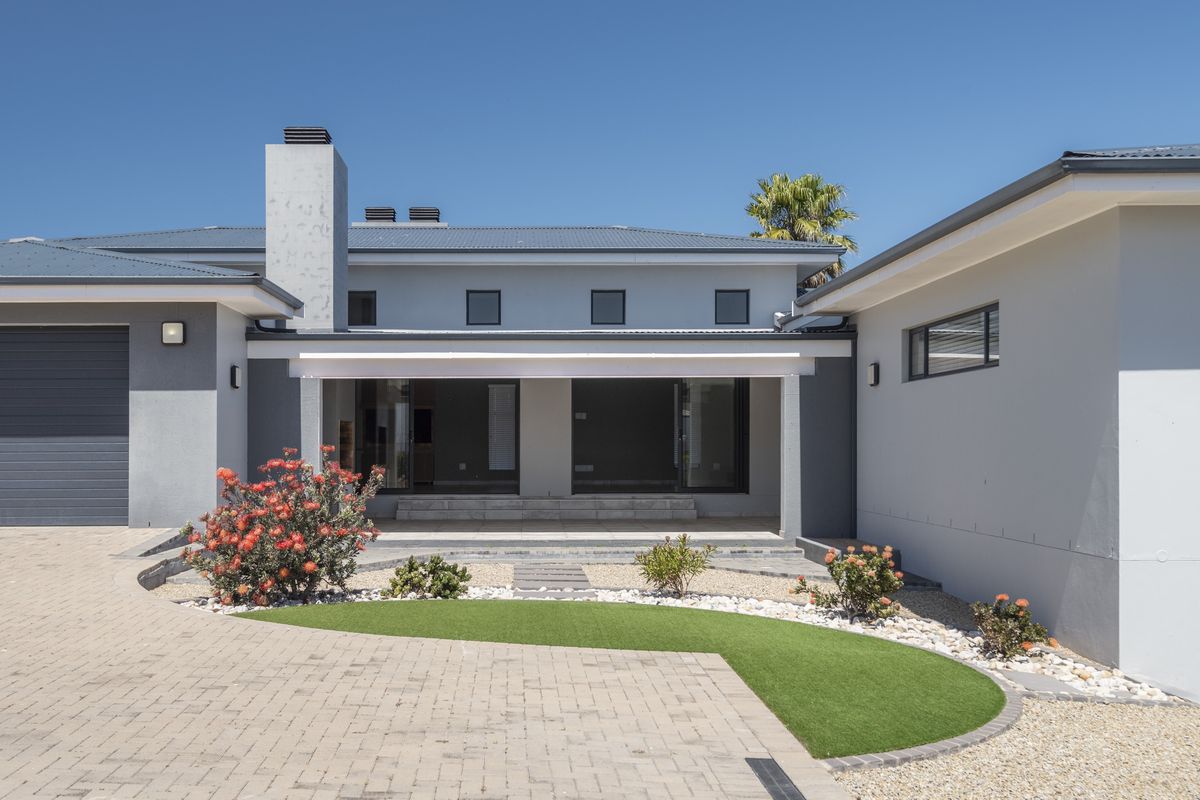 House For Sale In Langebaan - Photo 3