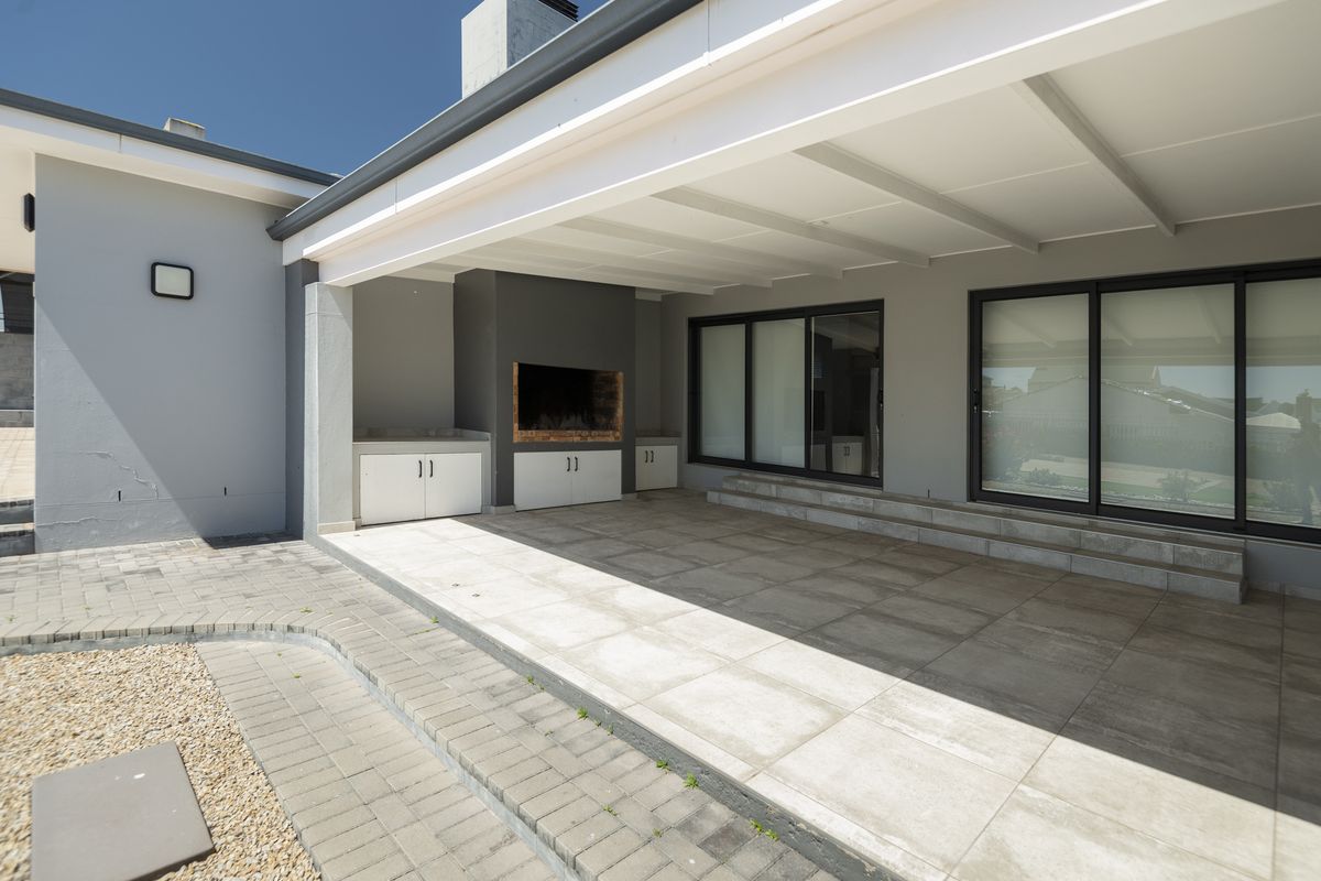 House For Sale In Langebaan - Photo 5