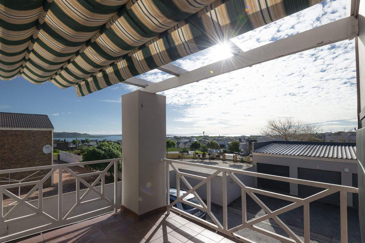 Ideal Apartment with Lagoon Views — Next to Topolino School! - Photo 4