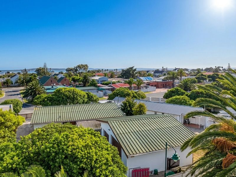 NEW RELEASE - 600m from the Beach - Photo 6