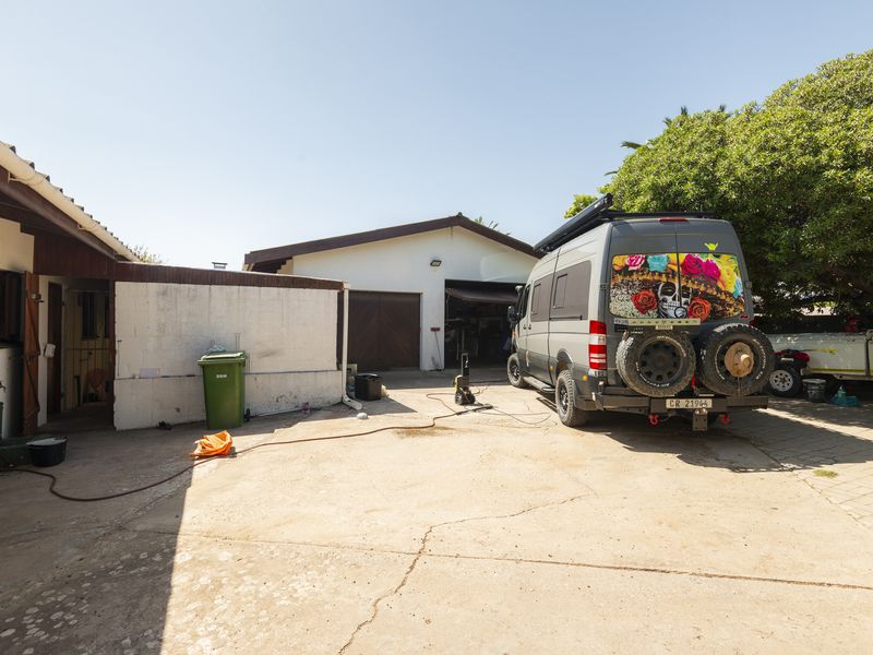 NEW RELEASE - 600m from the Beach - Photo 3