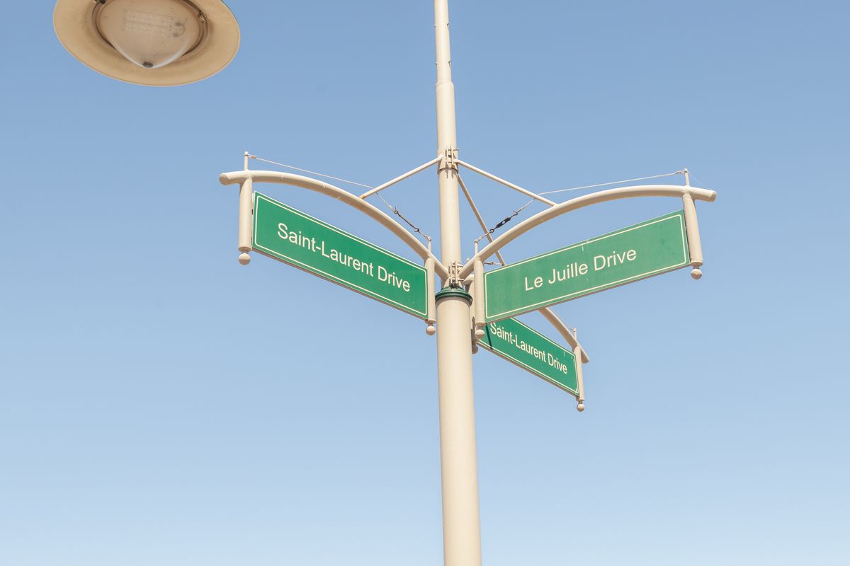 Corner Stand  +  Greenbelt Views =  The Perfect Canvas - Photo 3