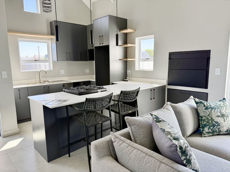 NEW DEVELOPMENT IN LAGUNA SANDS ESTATE - Photo 7