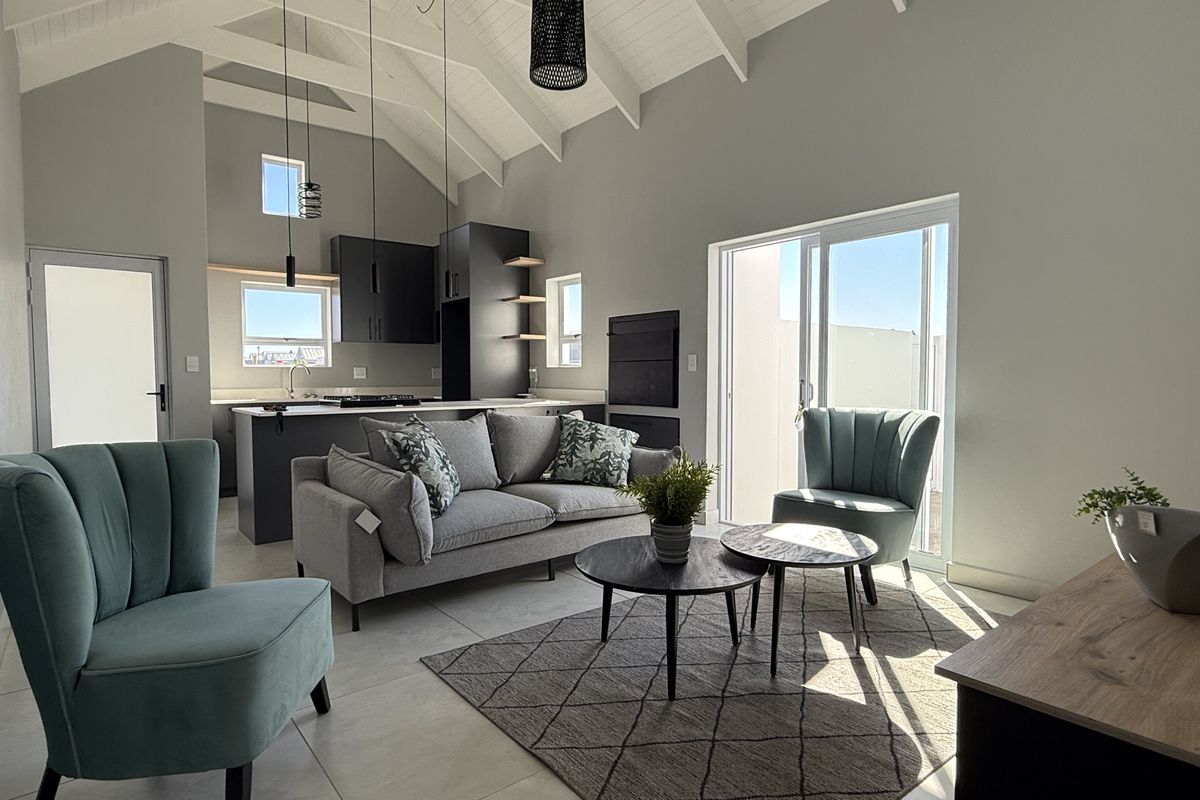 NEW DEVELOPMENT IN LAGUNA SANDS ESTATE - Photo 5