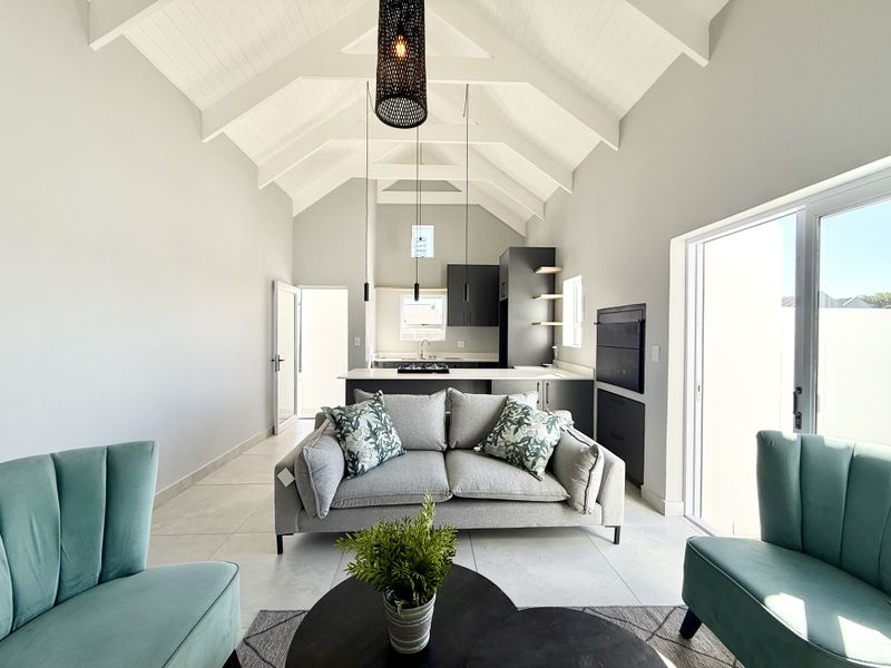NEW DEVELOPMENT IN LAGUNA SANDS ESTATE - Photo 4
