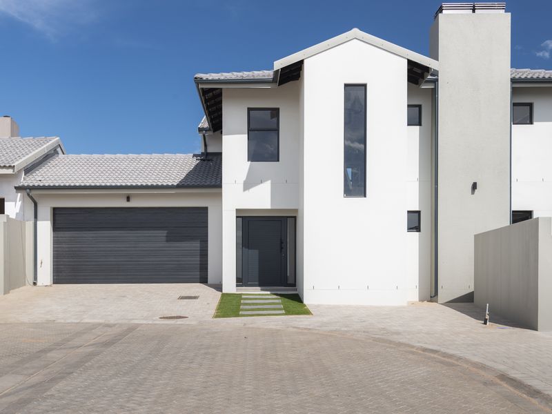 No Transfer Duty | Brand New Coastal Luxury | Double the Braai, Double the Lifestyle - Photo 5