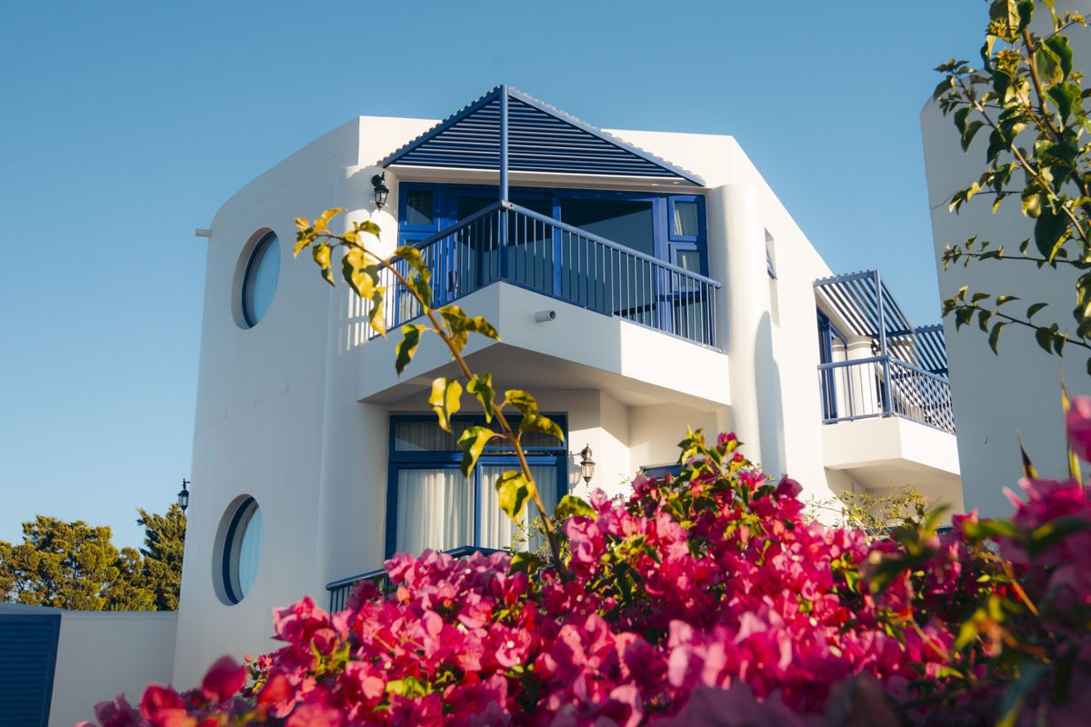 Purpose-Built, Accessible Home with Ocean & Club Mykonos Views in Paradise Beach - Photo 3