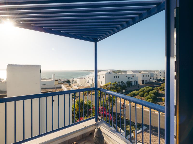 Purpose-Built, Accessible Home with Ocean & Club Mykonos Views in Paradise Beach - Photo 8