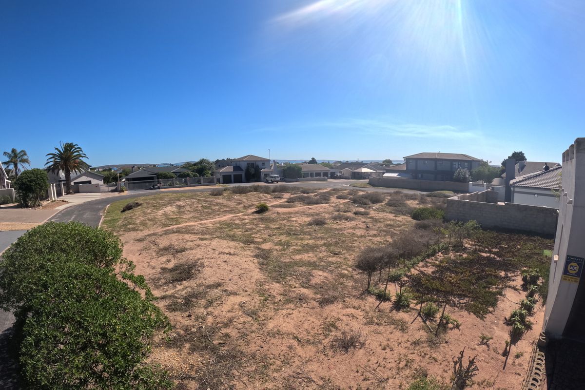 Prime Corner Development Opportunity in Langebaan – Subdivide, Build, Profit - Photo 2