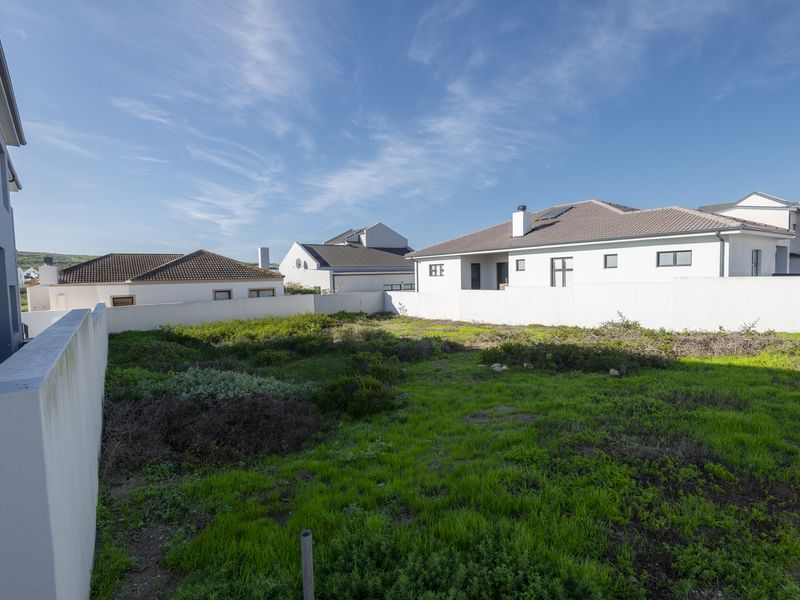 *VACANT STAND*   Private Beachfront  in Calypso Estate . - Photo 6