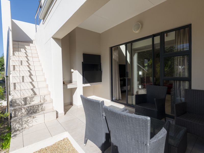 Own Title Duplex - Photo 6