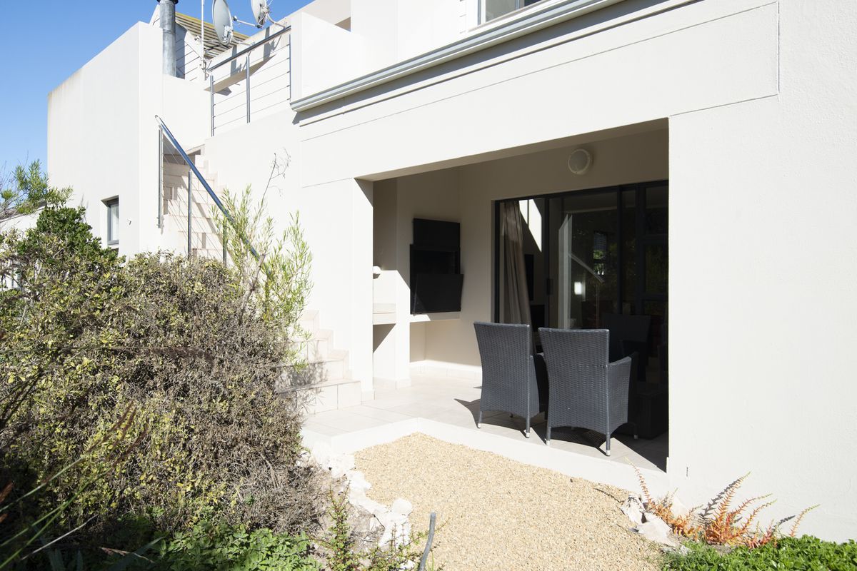 Own Title Duplex - Photo 4