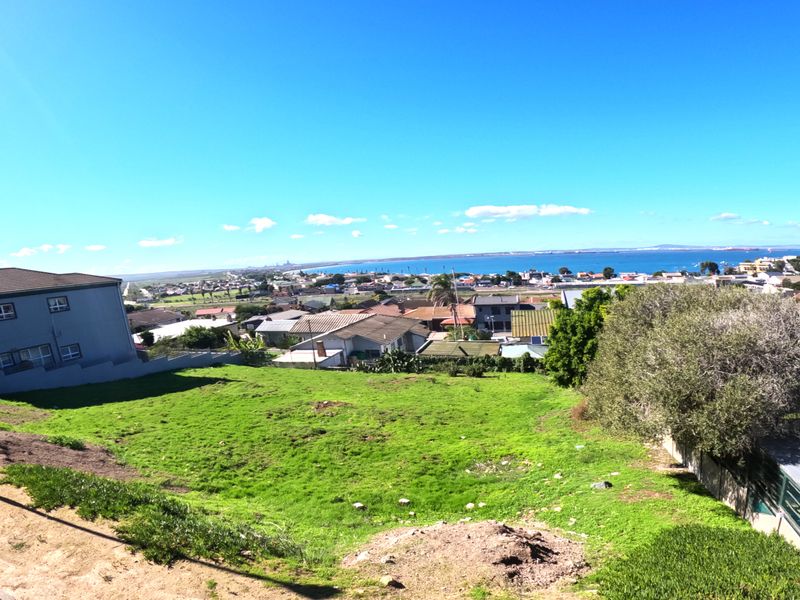 Build the Dream. Secure the Future   |   Wake Up to Harbour Views. - Photo 3