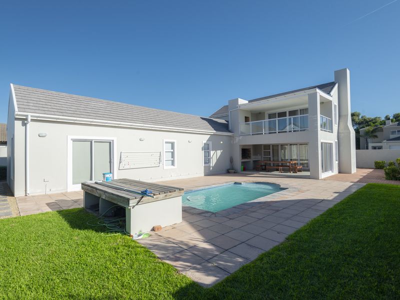 Luxury Coastal Living Meets Effortless Entertaining in the Heart of Country Club, Langebaan - Photo 2