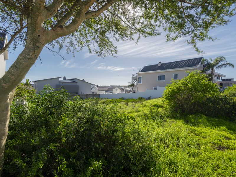 Exceptional Lagoon Views in Exclusive Myburgh Park – Your Luxury Canvas Awaits - Photo 2