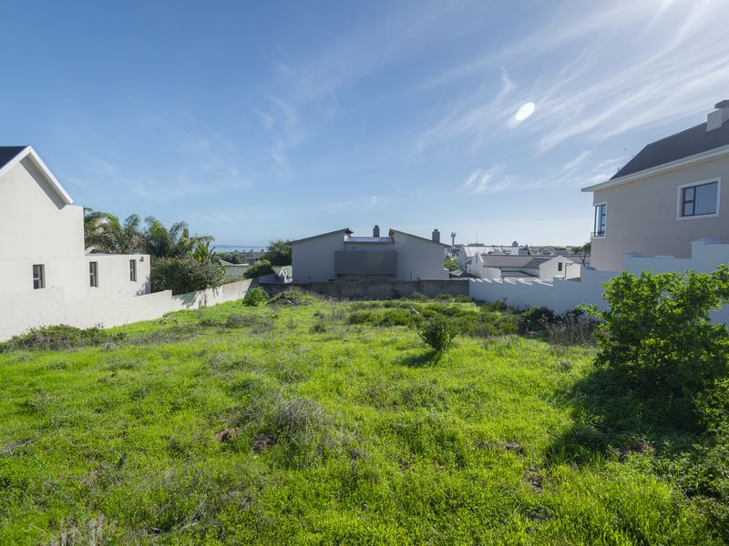 Exceptional Lagoon Views in Exclusive Myburgh Park – Your Luxury Canvas Awaits - Photo 7