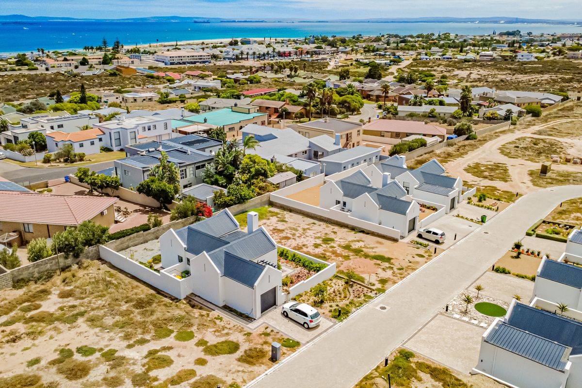 Discover Your Golden Years at Langebaan Manor - Photo 2