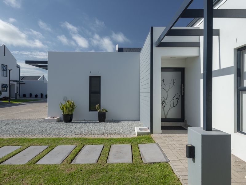 House For Sale In Langebaan - Photo 2