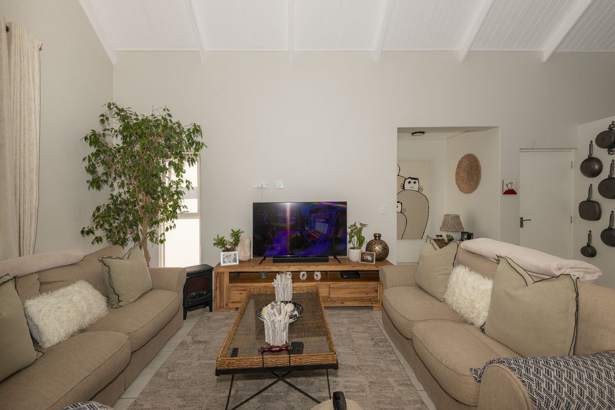 House For Sale In Langebaan - Photo 4