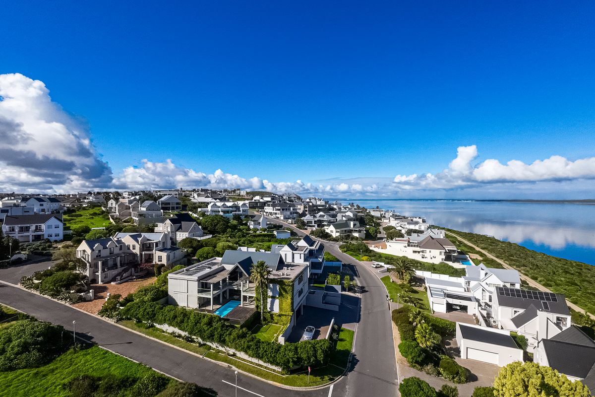 NEW RELEASE - exquisite location - Photo 5