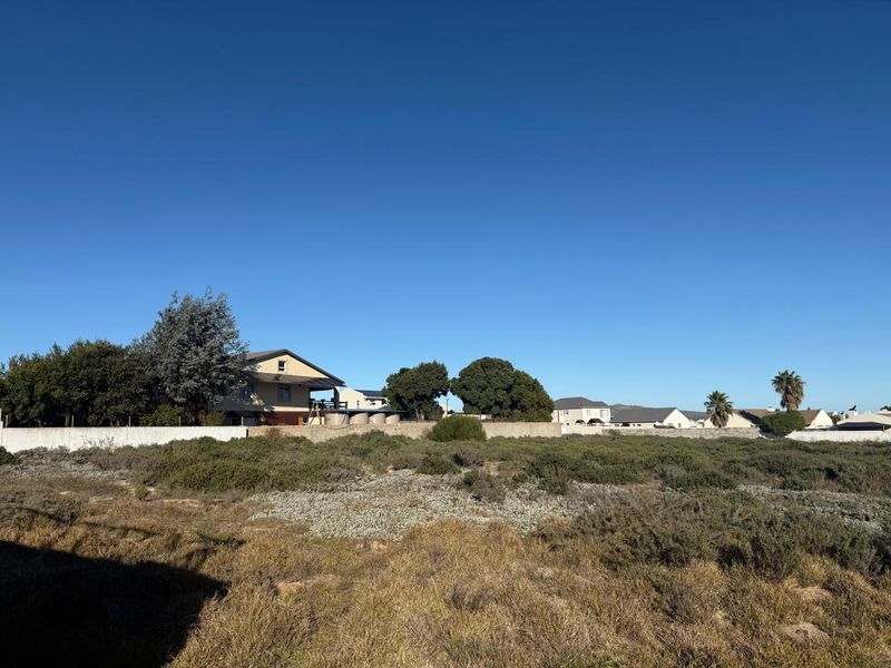 Prime Undeveloped Vacant Stand For Sale in Country Club, Langebaan. - Photo 2