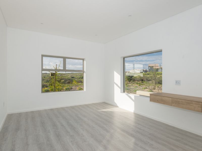 Sunlit Sophistication on the Clubhouse Side of Langebaan Country Estate - Photo 8