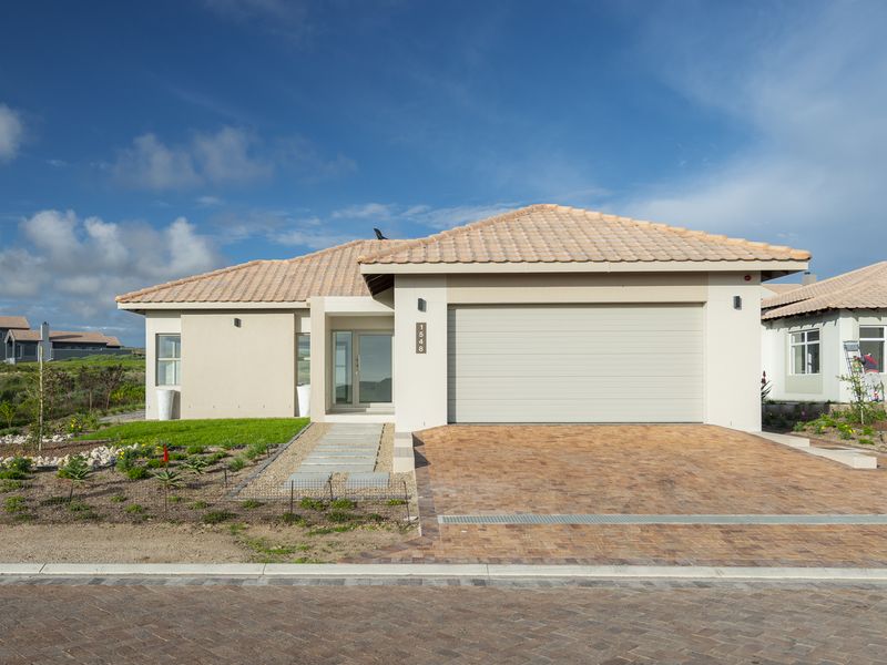 Sunlit Sophistication on the Clubhouse Side of Langebaan Country Estate - Photo 2