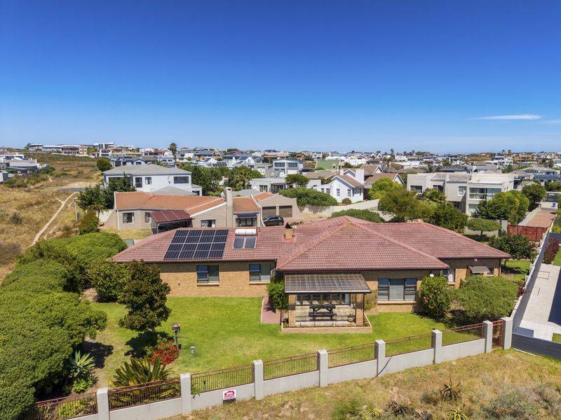 4 Bedroom Home with PANORAMIC LAGOON VIEWS & NATURAL TRANQUILITY:   YOUR  MYBURGH  PARK  OASIS - Photo 2