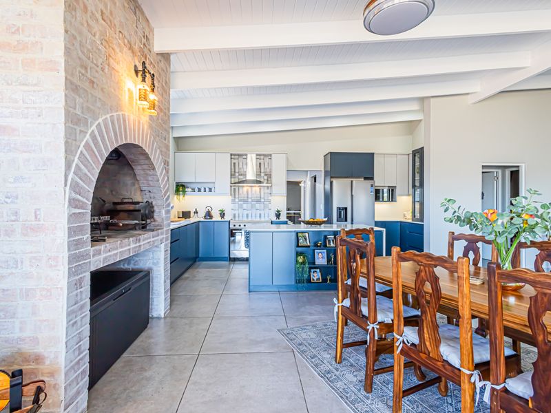 Show Stopper with Views - Photo 3