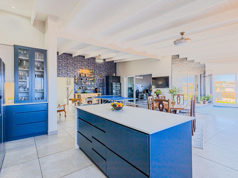 Show Stopper with Views - Photo 6