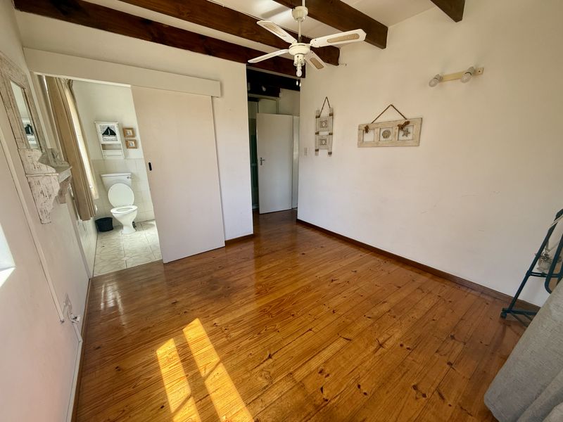 Spacious 3-Bedroom | 2-Bathroom Double-Storey Home | Langebaan - Photo 6