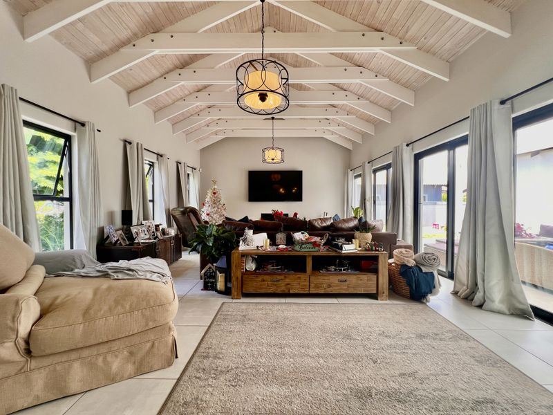 Bright, Modern & Made for Entertaining - Photo 6