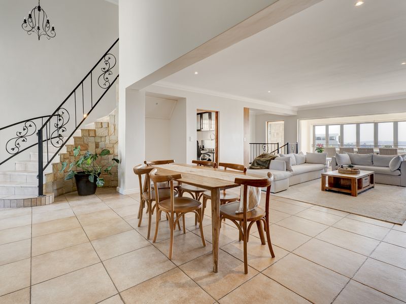 Executive Lagoon-View Home in Prestigious Location - Photo 4