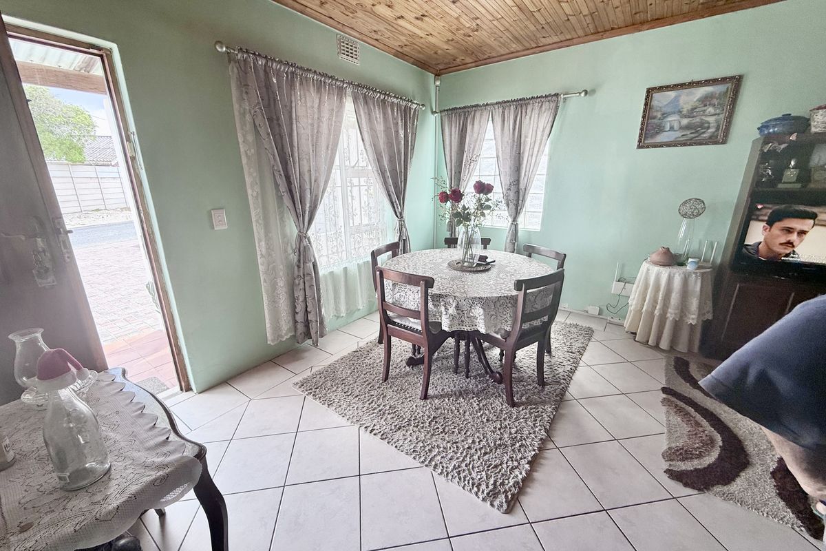 NEW RELEASE - just metres from the waters edge - Photo 3