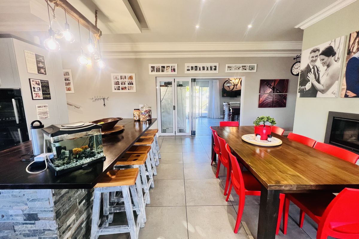 Family Home Located Close to Shark Bay - Photo 3