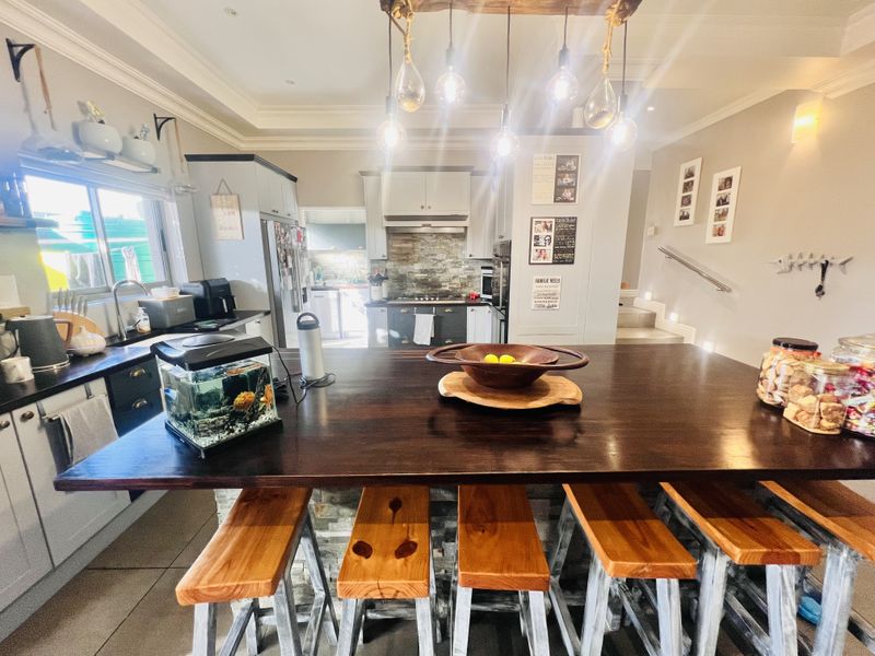 Family Home Located Close to Shark Bay - Photo 6