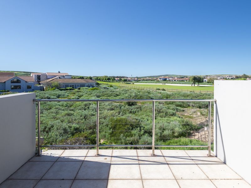 Lagoon views, secure estate and fairway access - Photo 7