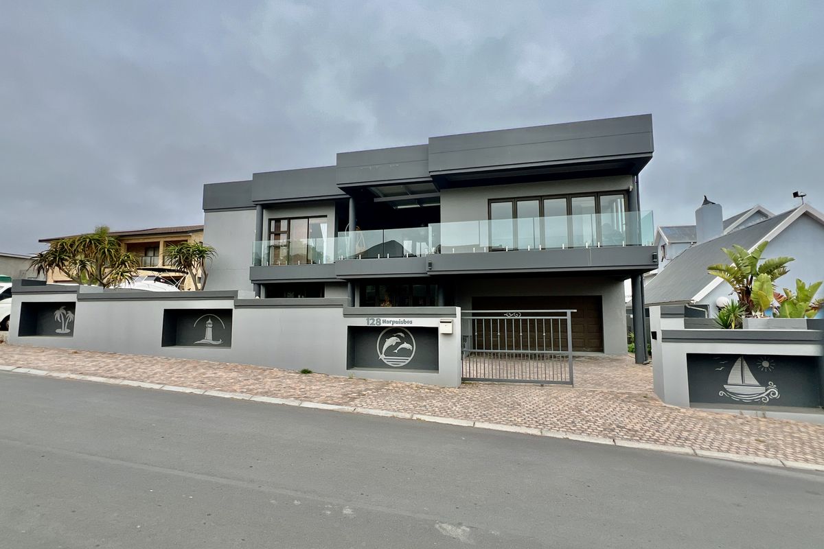 North Facing Family Home with Flatlet in Myburgh Park - Photo 5