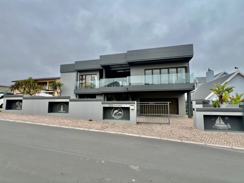 North Facing Family Home with Flatlet in Myburgh Park - Photo 5