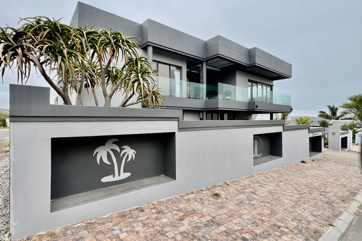 North Facing Family Home with Flatlet in Myburgh Park - Photo 3