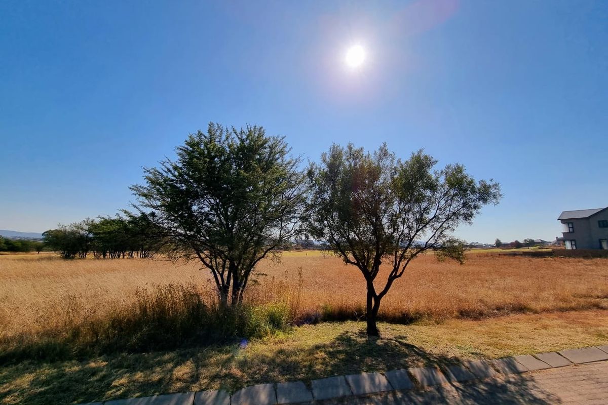 Vacant stand for sale - Photo 3