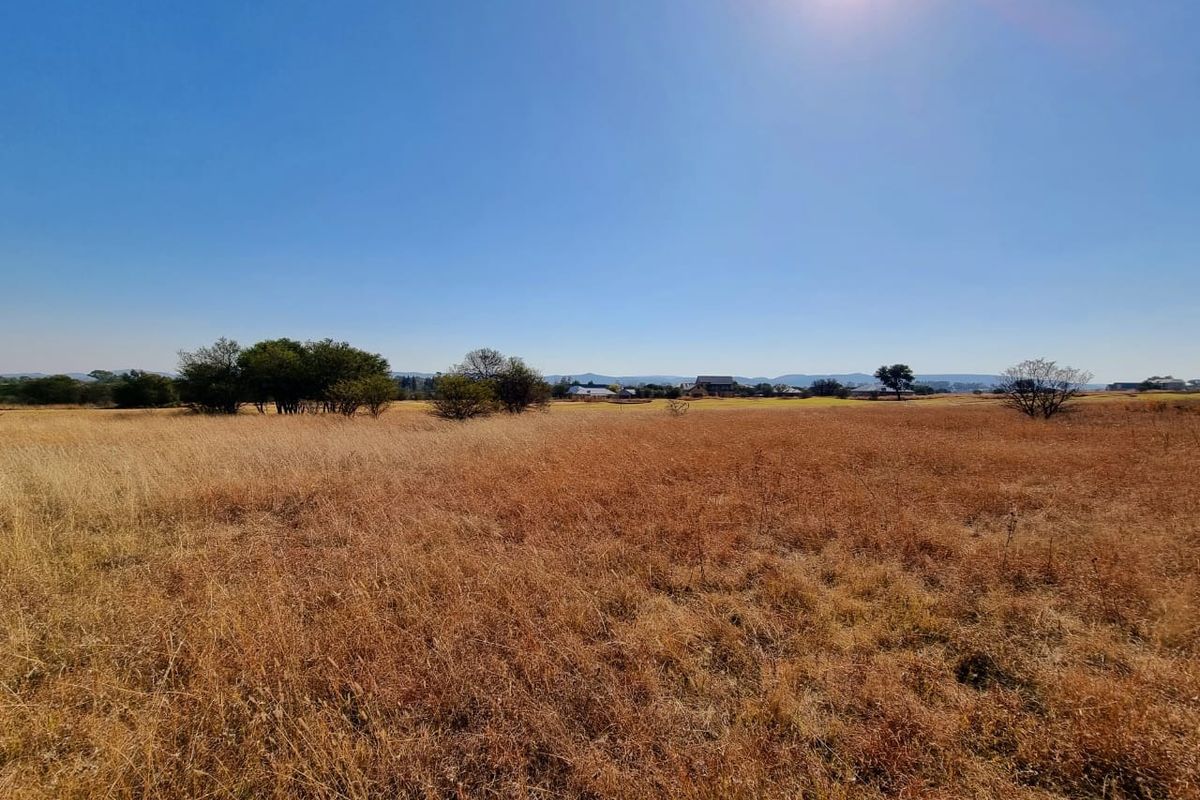 Vacant stand for sale - Photo 2