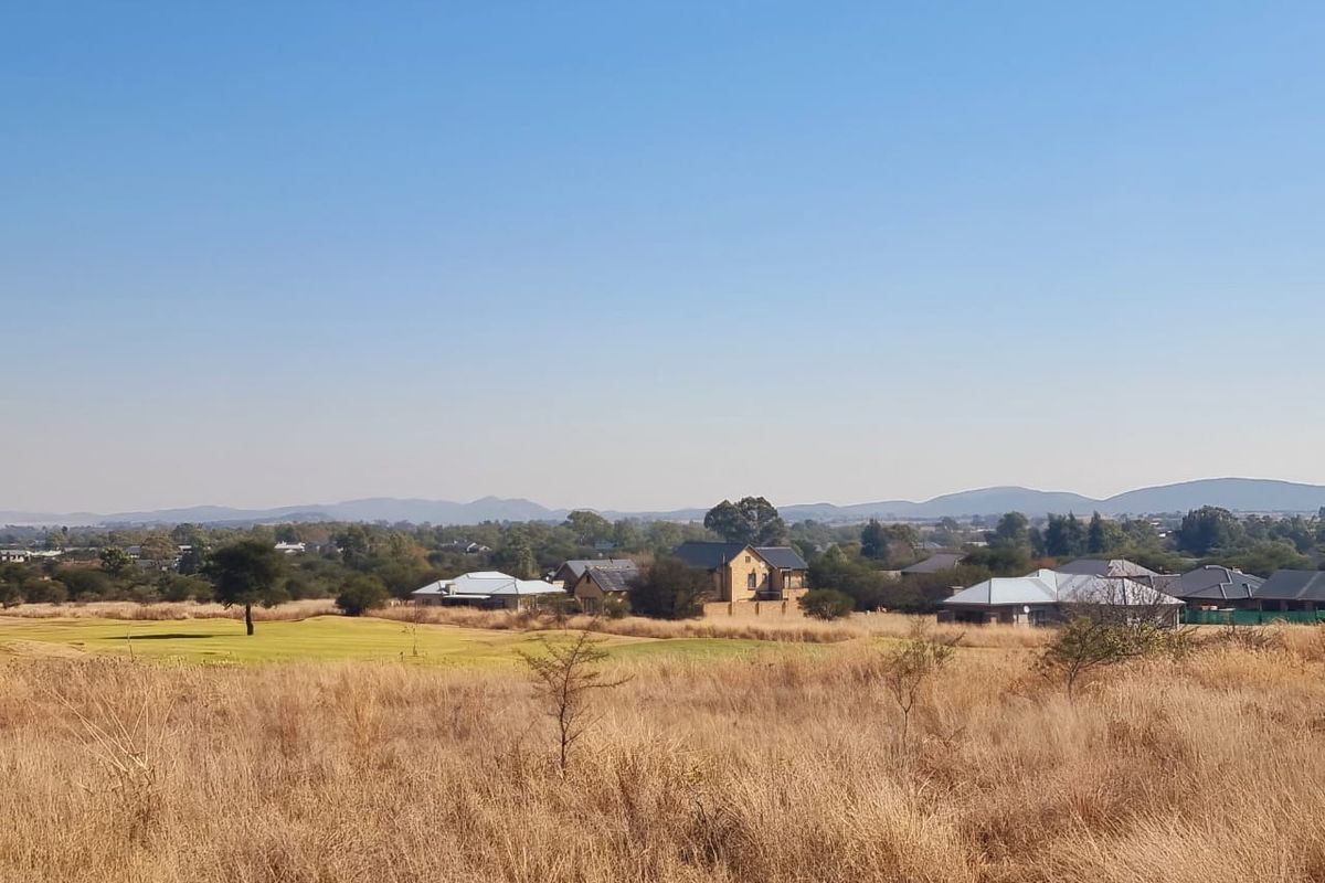 Vacant stand for sale - Photo 5