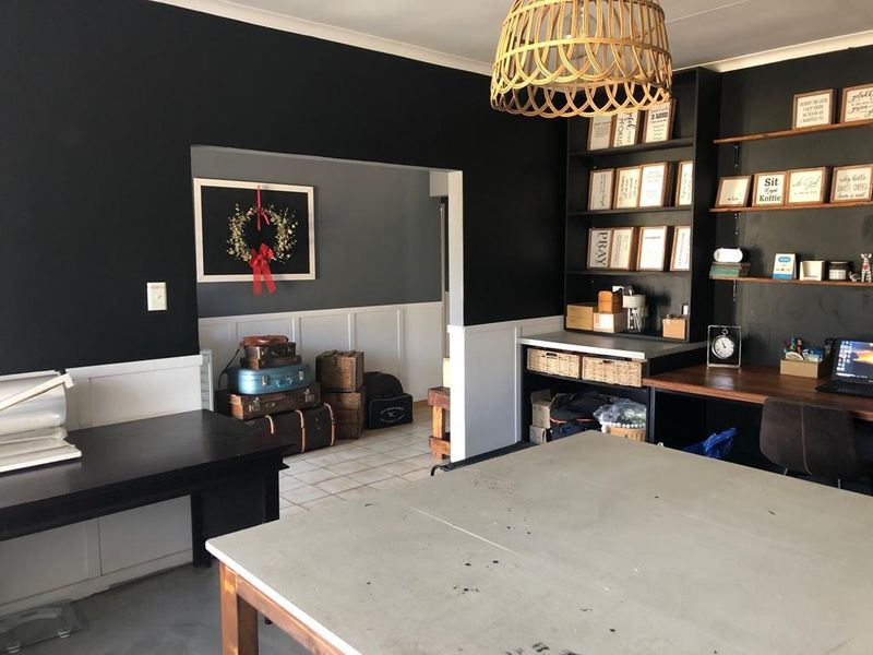 Family home in sought after area For Sale! - Photo 5