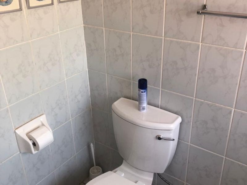 Spacious, Secure Townhouse! - Photo 9