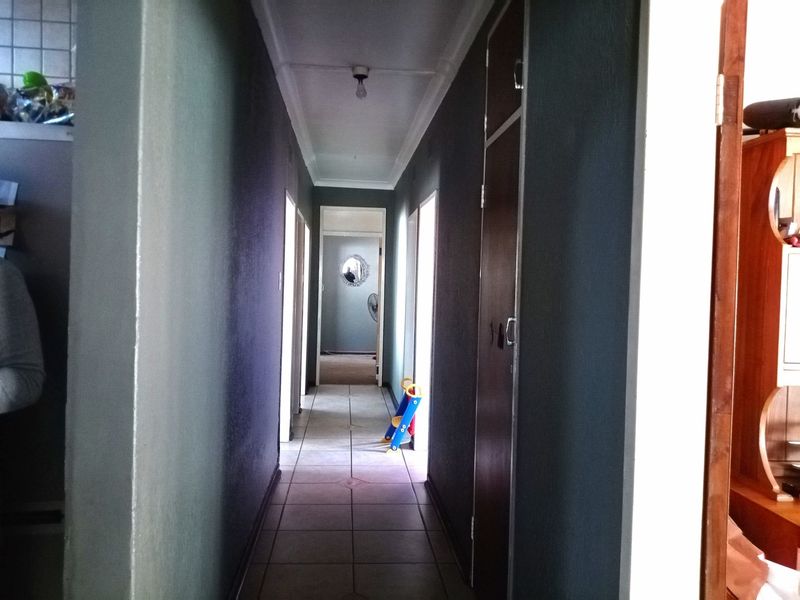 House For Sale In Parys - Photo 7